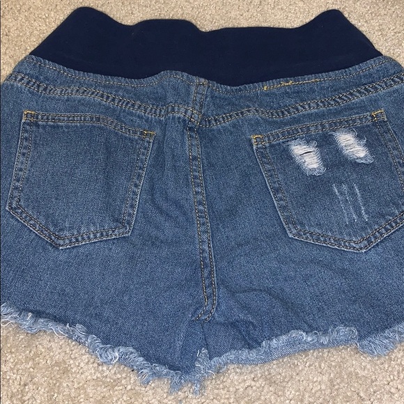 Maternity shorts “short short style” - Picture 4 of 5